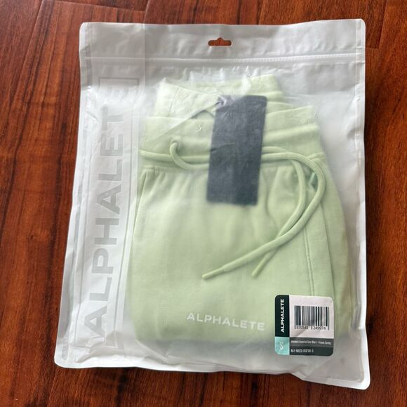 NWT Alphalete Womens S Essential Core Sweat Shorts Spring Green Zipped Pockets - Picture 11 of 13